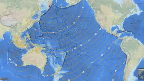 Tsunami koło Pietropawłowska - tak rozchodzą się fale