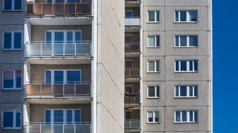 "Wampiry energetyczne" na celowniku. Szykuje się "ogromna fala" renowacji budynków w Polsce