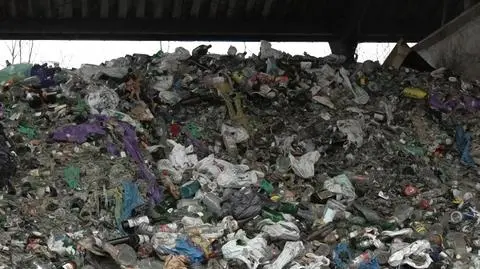 Zamiast do worka, prosto do pojemnika. Chcą zmienić nawyki mieszkańców