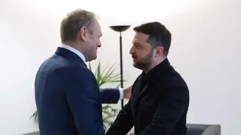 Donald Tusk i Wołodymyr Zełenski podczas szczytu Rady Europejskiej w Brukseli