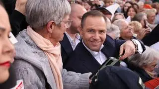 Z pomysłem miał przyjść sam Nawrocki. "Zrobi wszystko, by zostać prezydentem"