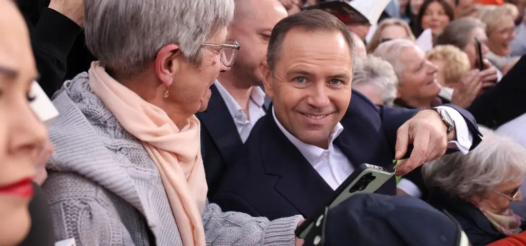 Z pomysłem miał przyjść sam Nawrocki. "Zrobi wszystko, by zostać prezydentem"