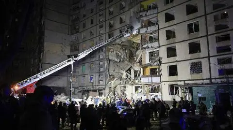 Rosyjska bomba uderzyła w blok. Zginęło dziecko, wielu rannych