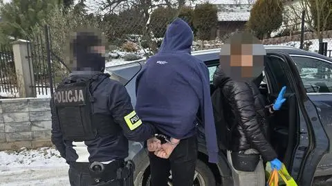"W autobusie przyłożył nastolatkowi pistolet do głowy i zapytał czy się boi"