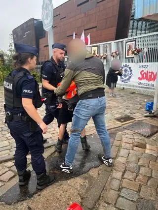 Policjanci zatrzymali uczestników zdarzenia