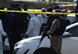 Eksplozje w dwóch stolicach "w momencie narastających napięć"