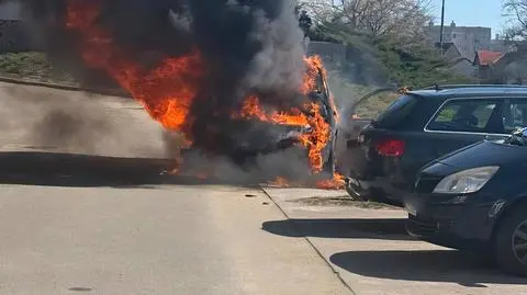 Pożar auta w Elblągu
