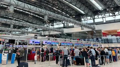 shutterstock_2440277555