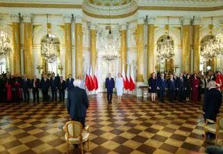 Prezydent wręczył Ordery Orła Białego