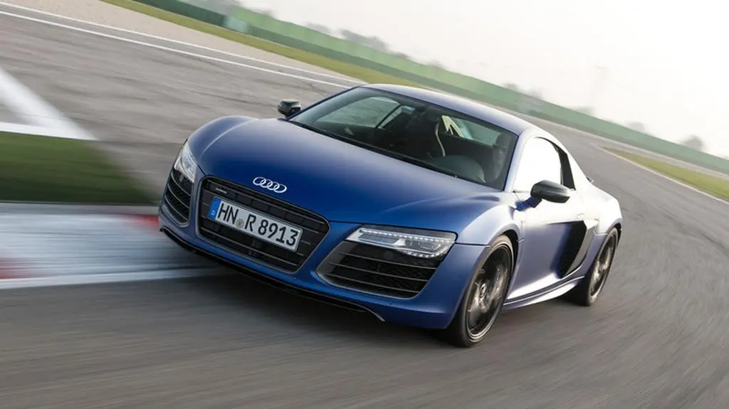 Audi 8 v10 Plus