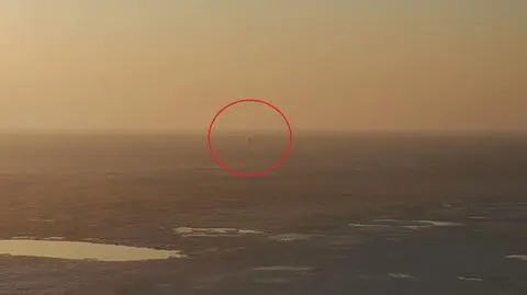 Spacerował po lodzie