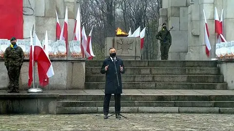 02 1150 duda pomnik