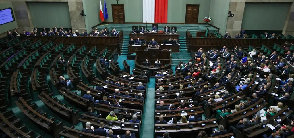 Premier wygłosił expose. Po przerwie debata nad wotum