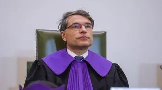 "Usunięto kogoś, kto może rzucić inne spojrzenie na protesty"