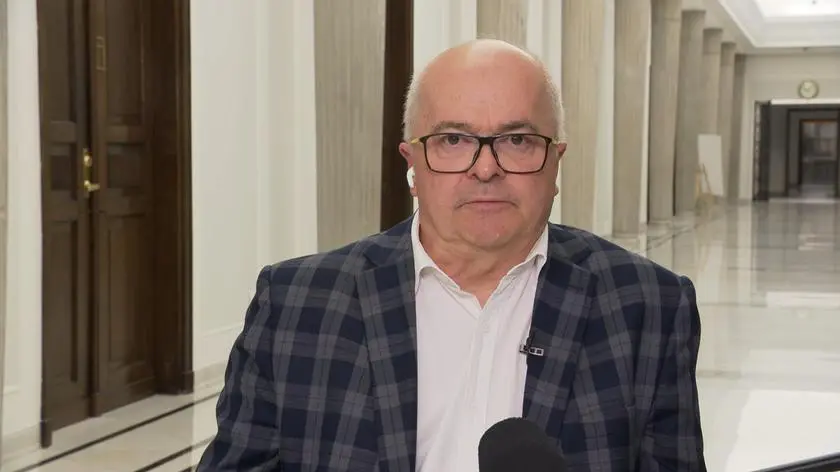 Zimoch odgryzł się Ślizowi