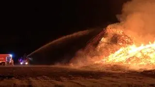 Trwa akcja gaśnicza