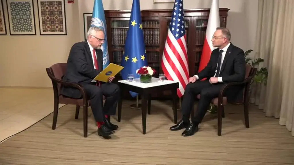 0503N012X DUDA TRZY_BS