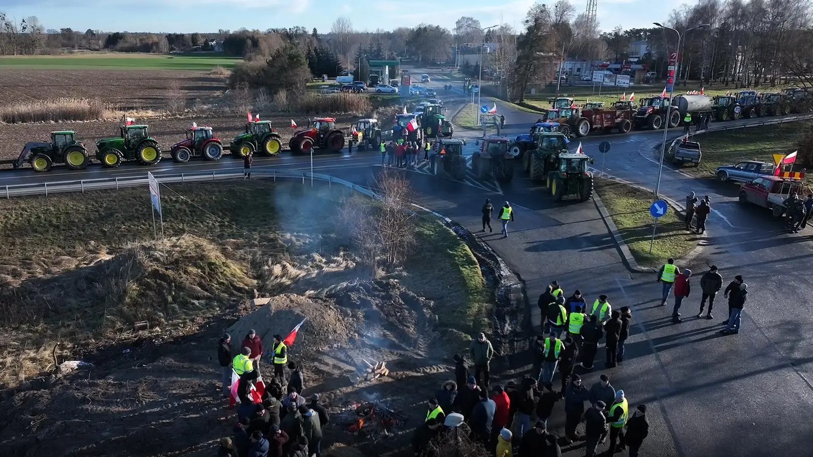 Protesty rolników - blokady na drogach. [MAPA] - TVN24