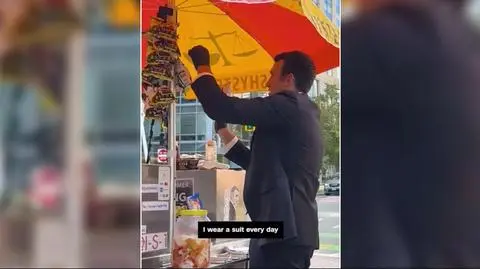 Prawnik sprzedaje hot dogi 