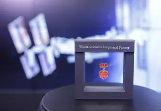 Złote Serduszko WOŚP jest w kosmosie. Sławosz Uznański-Wiśniewski pokazał zdjęcia