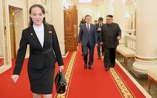 Kim Jo Dzong, Mun Jae-in i Kim Dzong Un