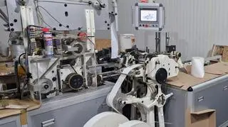 Służby zlikwidowały nielegalne wytwórnie wyrobów tytoniowych