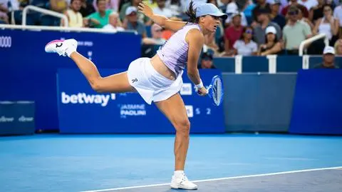 Świątek błyskawicznie wraca na kort