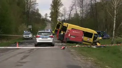 Zderzenie dwóch busów. Jedna osoba nie żyje 11 trafiło do szpitali