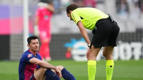 Uraz Lewandowskiego. Trener Barcelony nie rozwiał wątpliwości