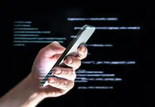 Seria awarii, kłopoty klientów. "To nie były przypadkowe ciosy"