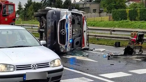 Wypadek z udziałem karetki