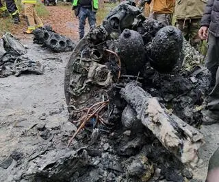 Fragmenty niemieckiej rakiety V-2 wydobyte w Bliźnie