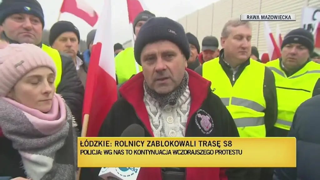 Policja prowadzi ruch objazdami