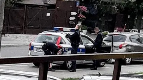 Policjanci po godz. 15 przyjechali na kolejną zmianę