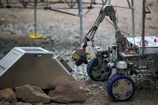 11. edycja zawodów łazików marsjańskich European Rover Challenge na terenie Akademii Górniczo-Hutniczej w Krakowie