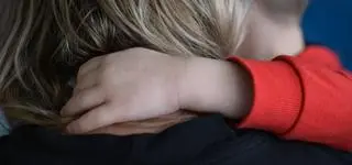 "Kochać, przytulać i nie bać się". Dlaczego Antoś i Lila wciąż czekają na rodziców?