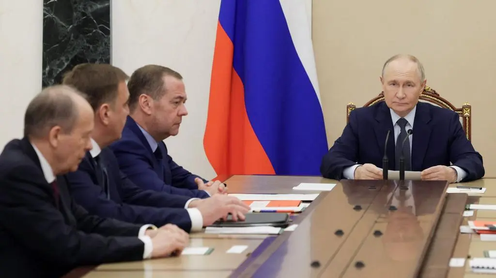 Zmiany w rosyjskim wojsku i instrukcja Putina