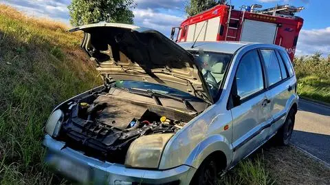 Wjechała do rowu 