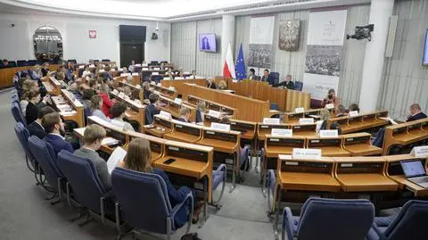 Senackie komisje za wydłużeniem vacatio legis ustawy zmieniającej definicję gwałtu