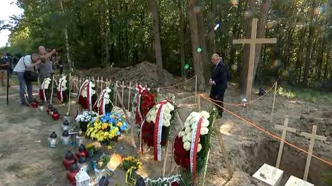 Pogrzeb ofiar zbrodni wołyńskiej w Puźnikach