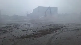 Trwa dogaszanie hali w Stalowej Woli 