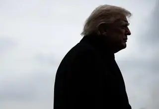 Trump szykuje "nową fazę operacji"