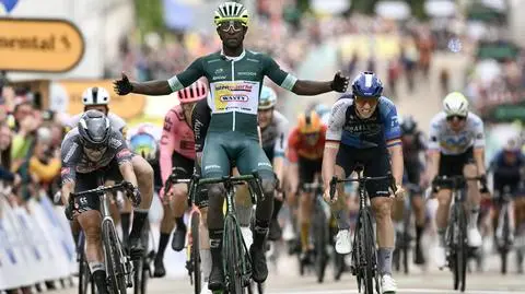 Emocje na finiszu. Erytrejczyk z drugim zwycięstwem w Tour de France