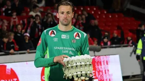 Cztery paczki jajek dla gracza meczu