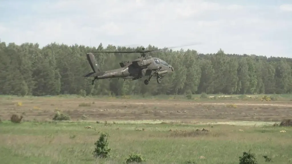 Apache na poligonie