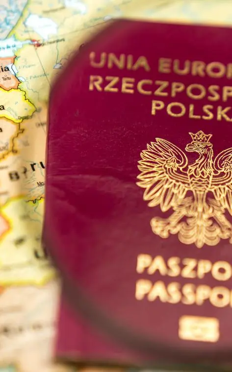 "Plan B" na wypadek wojny. Jak paszporty zabezpieczają przyszłość