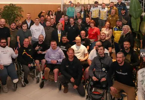 Książę Harry w Ukrainie. Odwiedził rannych żołnierzy i cywilów