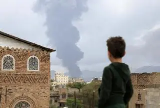 Stolica Jemenu zbombardowana przez Izrael