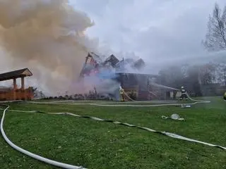 Dom był całkowicie objęty płomieniami