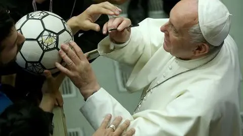Ciekawy zbieg okoliczności dotyczący odejścia papieży i jednego klubu